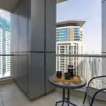 Stunning Interior In An Deal Location