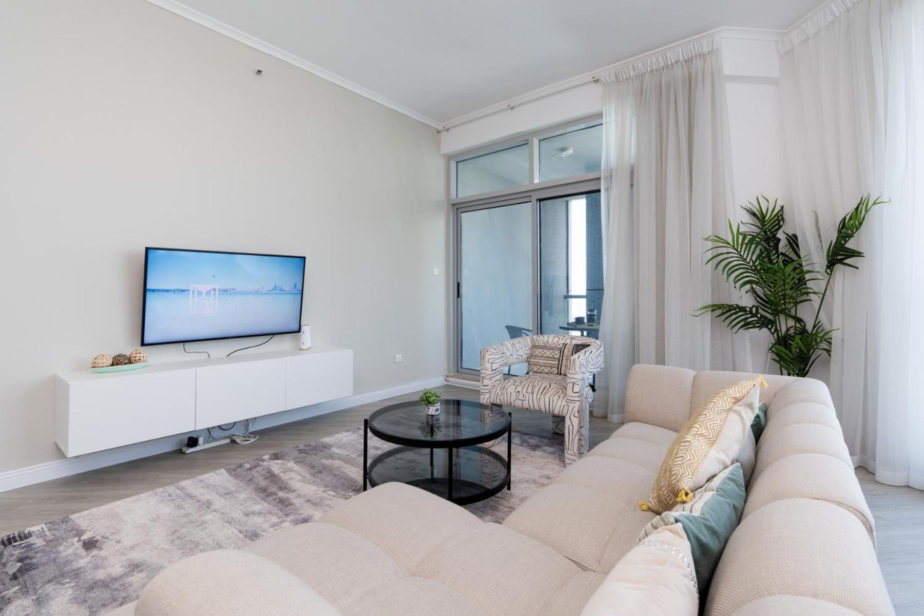 Stunning Interior In An Location Apartment *