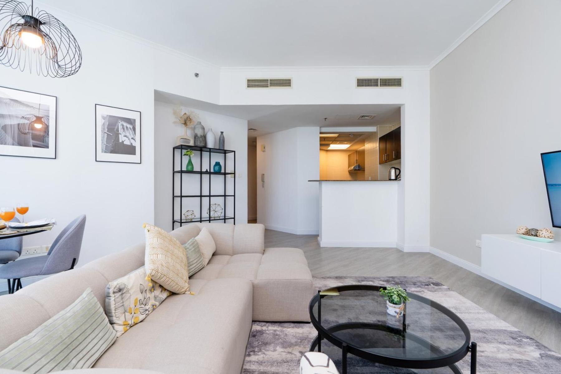 Stunning Interior In An Location Apartment *